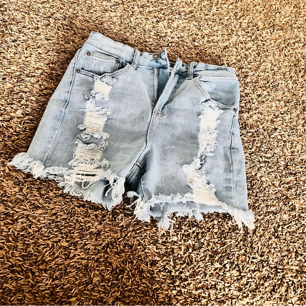 Almost famous ripped shorts